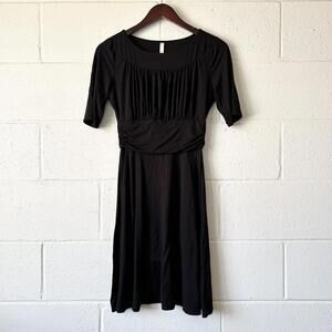 Gilli Black Short Sleeve Business Casual Flowy Recital Dress Women's Small